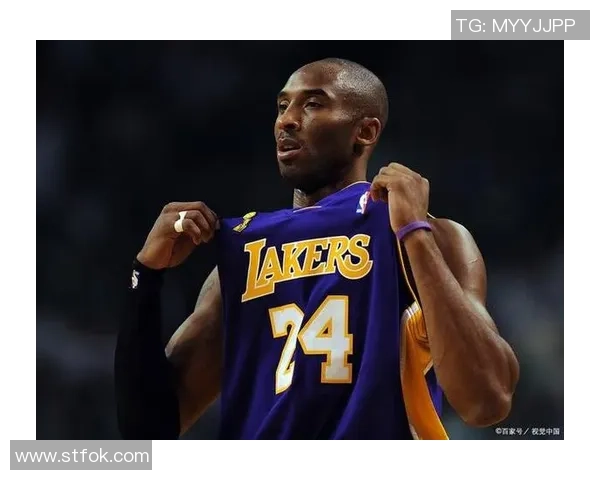 篮球足球明星齐聚一堂共同缅怀科比传奇人生与不朽精神 篮球足球明星齐聚一堂共同缅怀科比传奇人生与不朽精神