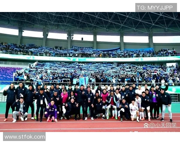 足球明星加盟日本联赛引发热潮球迷期待新赛季精彩表现 足球明星加盟日本联赛引发热潮球迷期待新赛季精彩表现