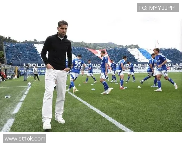 身高优势与技术结合个子很大的足球明星如何在赛场上创造传奇 身高优势与技术结合个子很大的足球明星如何在赛场上创造传奇