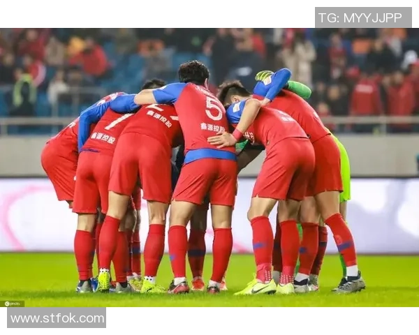 热议足球:重庆足球队的速度变革 热议足球:重庆足球队的速度变革